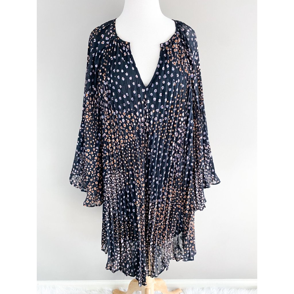 Anthropologie Toulon Black Multi Pleated Flutter Sleeve Oversized Dress Medium